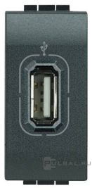 Розетка USB
LivingLight,  LivingLight AIR,  USB данные,  одинарная,   цвет - антрацит,  пластмасса,  L4285,  BTicino
 - PULSAL.RU
