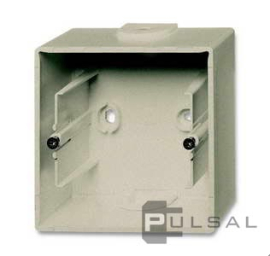Коробка открытой установки
Basic 55,   цвет - шампань,  пластмасса,  1701-93-507,  2CKA001799A0962,  ABB
 - PULSAL.RU