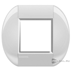 Рамка овальная
LivingLight,  1 пост,   цвет - белый,  горизонтальная,  пластмасса,  LNB4802BI,  BTicino
 - PULSAL.RU